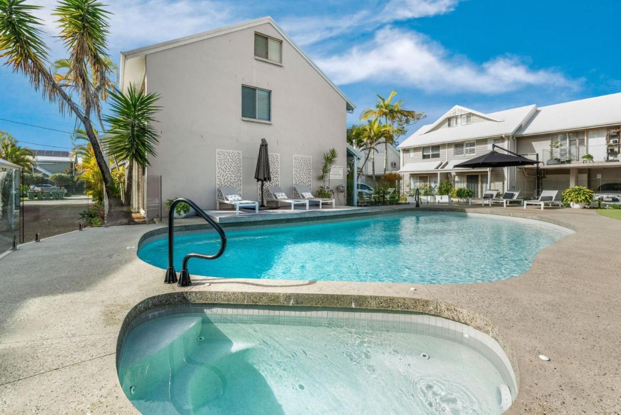 Pelican Beach Resort Noosaville Exterior foto